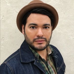 Meet your Posher, Eduardo